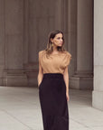 Falda negra de Inés